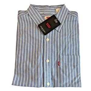 Levi's Men's Standard Fit Blue White Stripe SS  Button Up Shirt Size Medium New